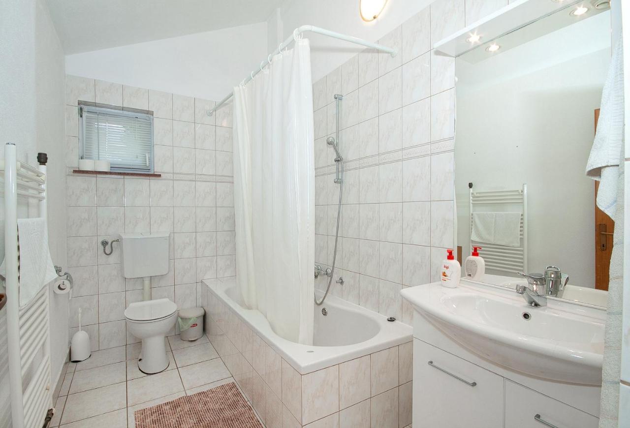 Giga Apartment Rakovica Exterior foto