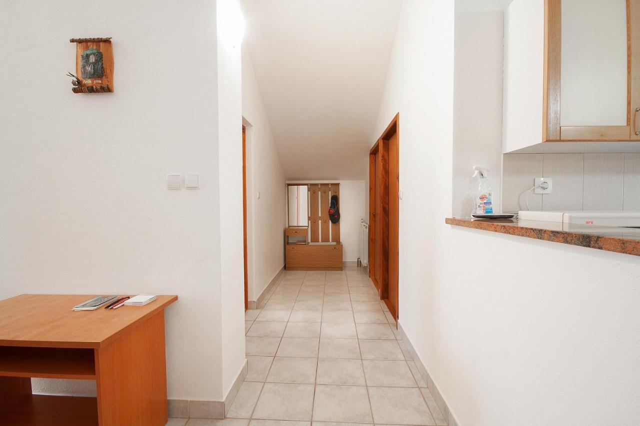 Giga Apartment Rakovica Exterior foto